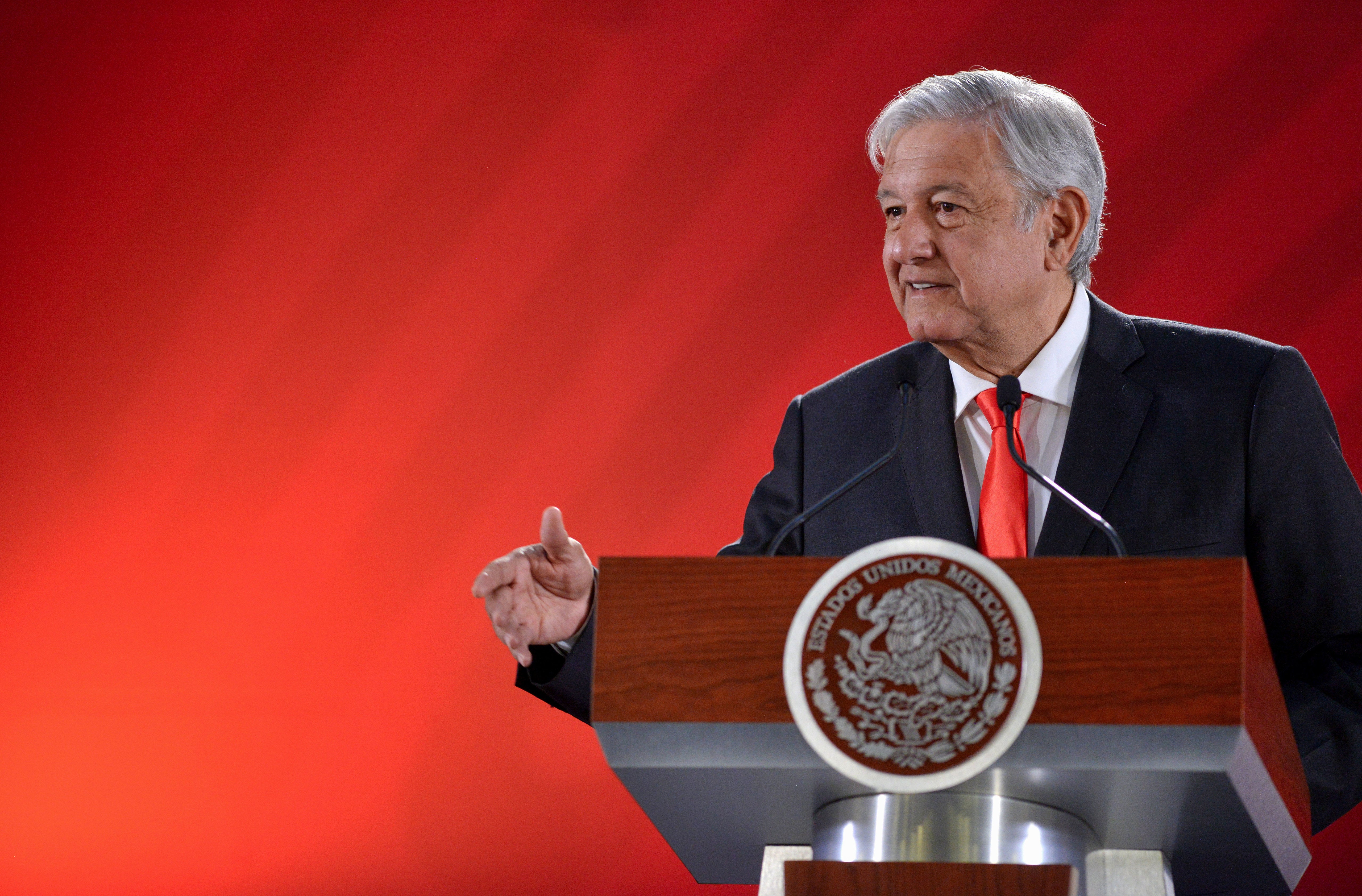 AMLO pide a Fiscalía revisar el caso de la liberación de implicados en el caso Ayotzinapa