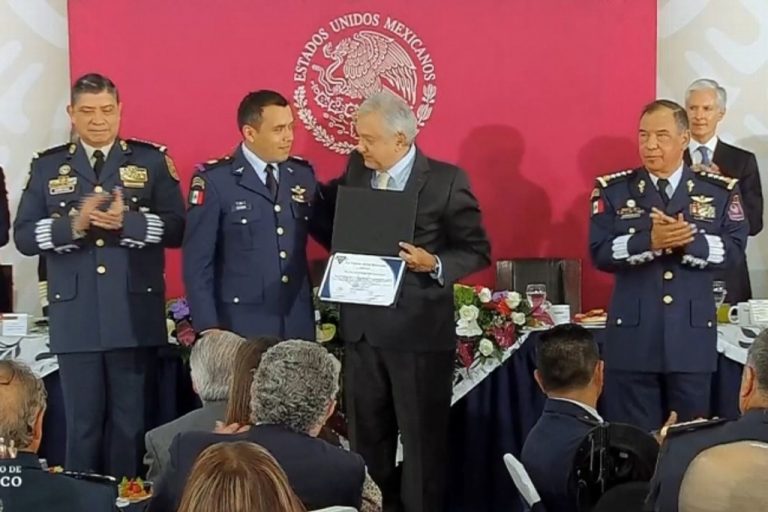 Agradece AMLO a Fuerzas Armadas trabajo en seguridad pública