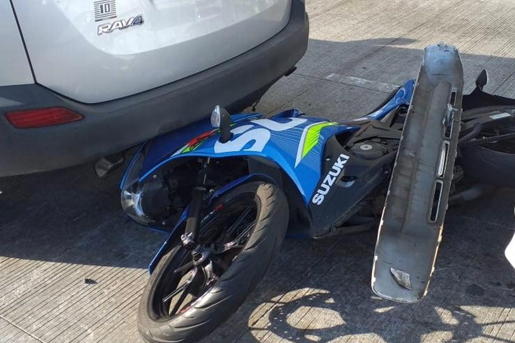 Motociclistas resultan lesionados tras carambola en Boca del Río