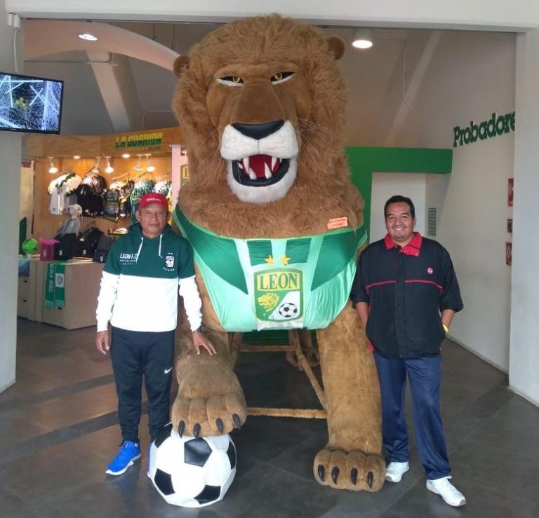 Llevan filial del Club León a Catemaco por gestión de Gómez Cazarín