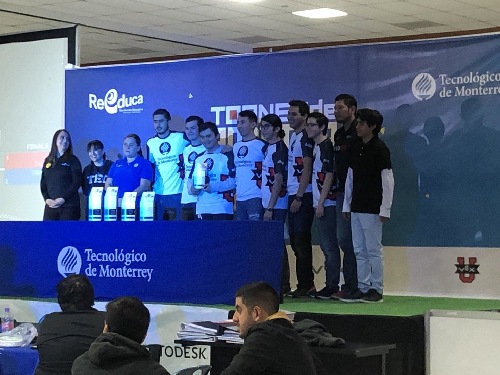 Concluye torneo regional Vex Robotics realizado en el ITESM