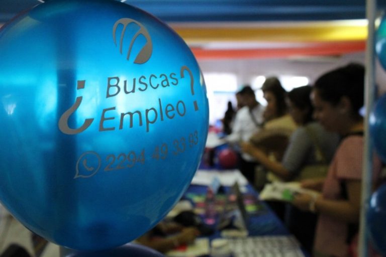 Hoy ofertan 700 vacantes en feria del empleo en Veracruz; checa dónde