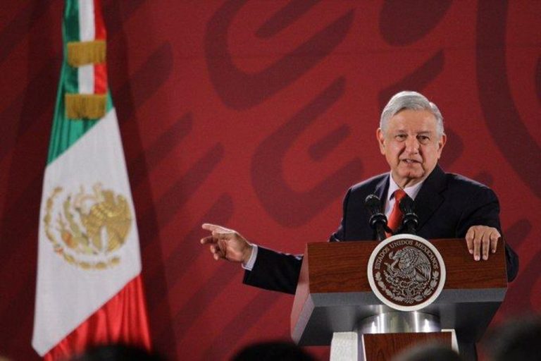 Asegura AMLO que no cancelará obras ante coronavirus