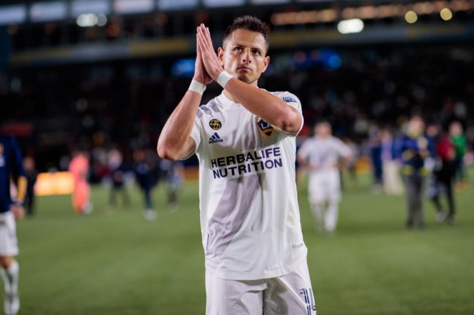 ‘Chicharito’ firma doblete con el Galaxy en videojuego