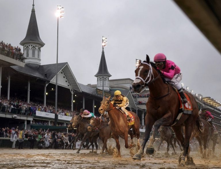 Por primera vez en 75 años, posponen el Derby Kentucky