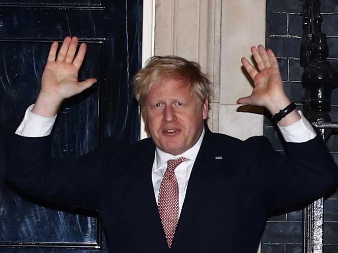 Mientras Boris Johnson convalece, el brote avanza en Reino Unido