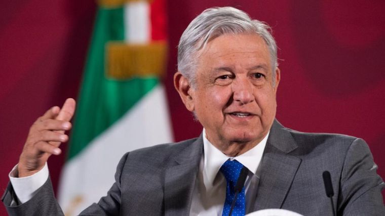 AMLO asegura que entregará 2 millones de créditos a afectados