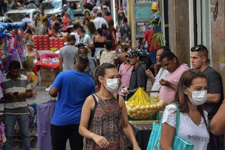 Así viven al día miles de trabajadores informales en México