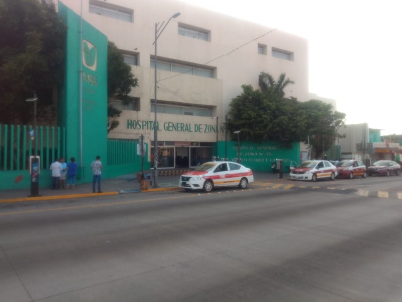 Reportan 83 casos de Covid-19 en trabajadores del IMSS 71