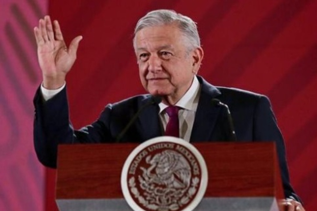 Aprobación de AMLO pasa de 60 a 68% en abril: encuesta