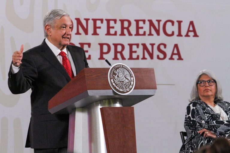 Miguel Barbosa tiene derecho a opinar, se va a atender Puebla: AMLO