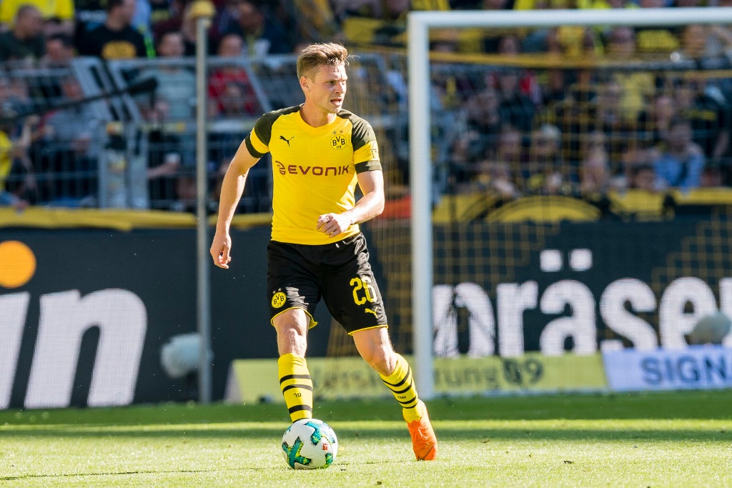 Lukasz Piszczek renueva un año con Borussia Dortmund