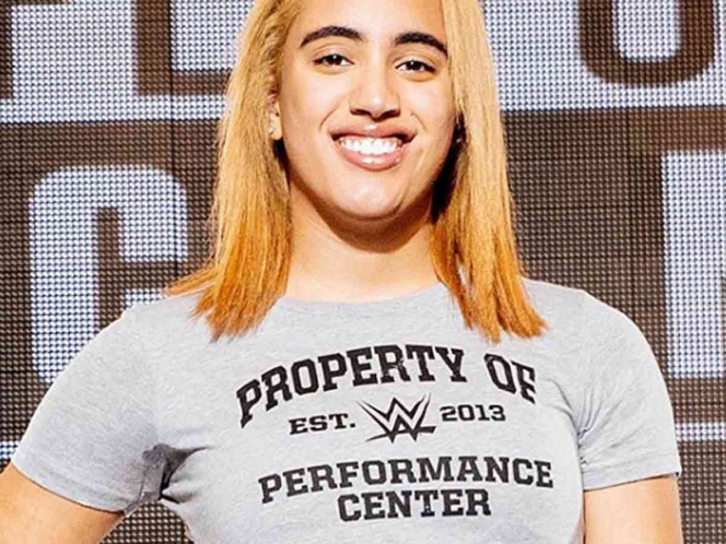 'La Roca' orgulloso de que su hija siga sus pasos en la WWE