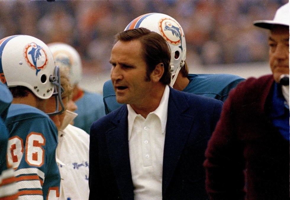 Falleció Don Shula, el coach más ganador en la historia de la NFL