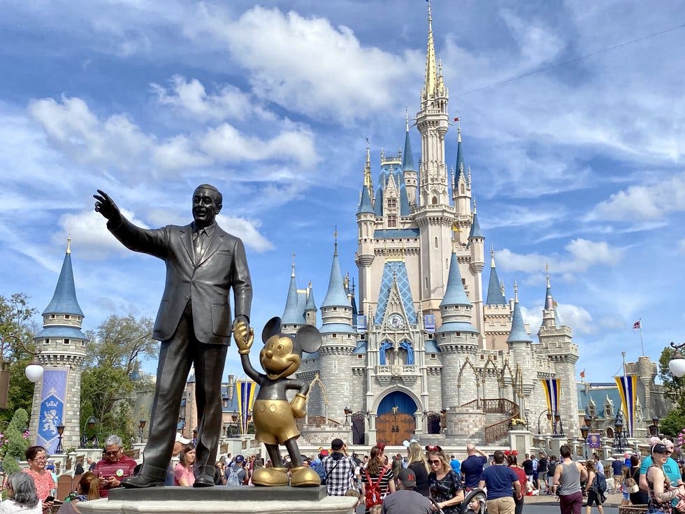 Disney World reabrirá en julio pero con estrictas medidas de seguridad