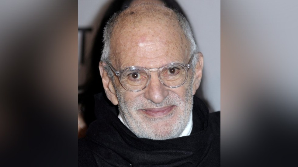 Murió el destacado dramaturgo y activista Larry Kramer a los 84 años