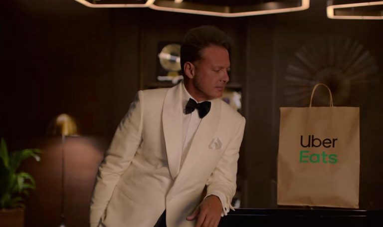 Luis Miguel protagoniza campaña publicitaria de Uber Eats