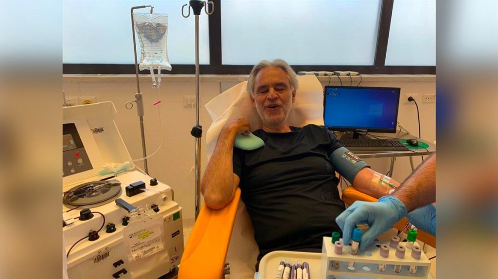 Andrea Bocelli dona su plasma para la investigación