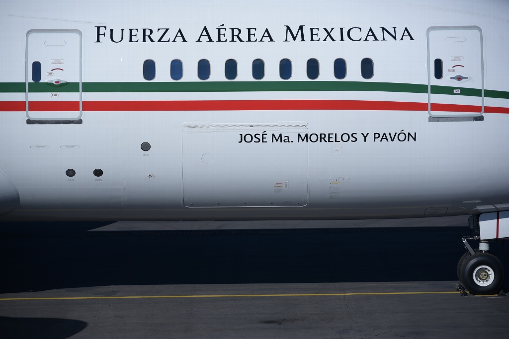 En 15 días se sabrá si se vende avión presidencial, anuncia AMLO