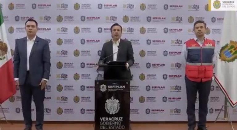 Gobernador de Veracruz entrega donativo por más de 4 mdp a Cruz Roja