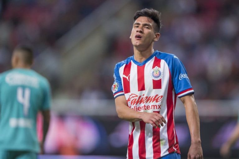 Uriel Antuna asegura que ya se ha adaptado al futbol mexicano