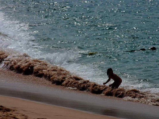 Playas en Huatulco abrirán el 15 de junio solo para turismo local