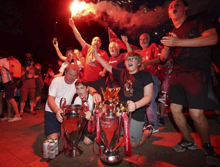 Luego de 30 años de espera, Liverpool vuelve a ganar la Liga Premier