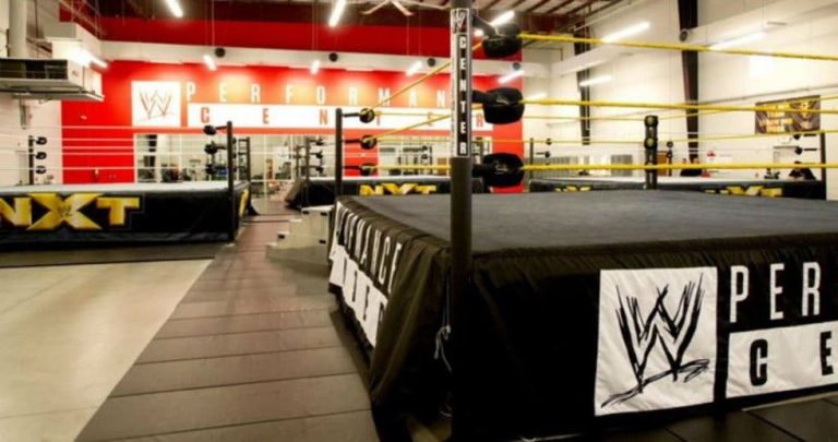 WWE suspende sus actividades por casos de coronavirus