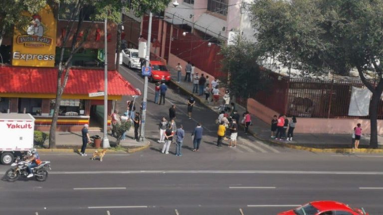 ¡Urgente! Sismo de magnitud 7.5 sacude México