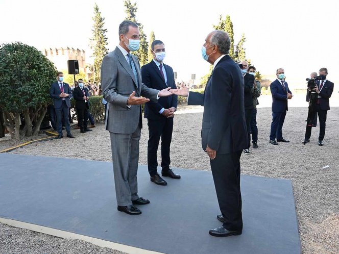 Con una ceremonia España y Portugal reabren su frontera común