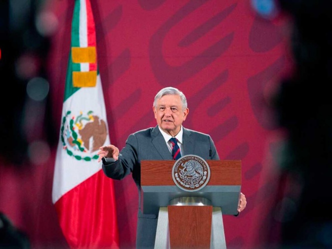 Regresa el avión presidencial y López Obrador da mensaje