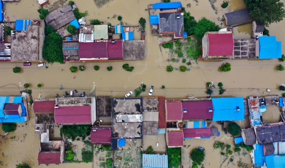 10 mil personas quedan atrapados por las inundaciones en China