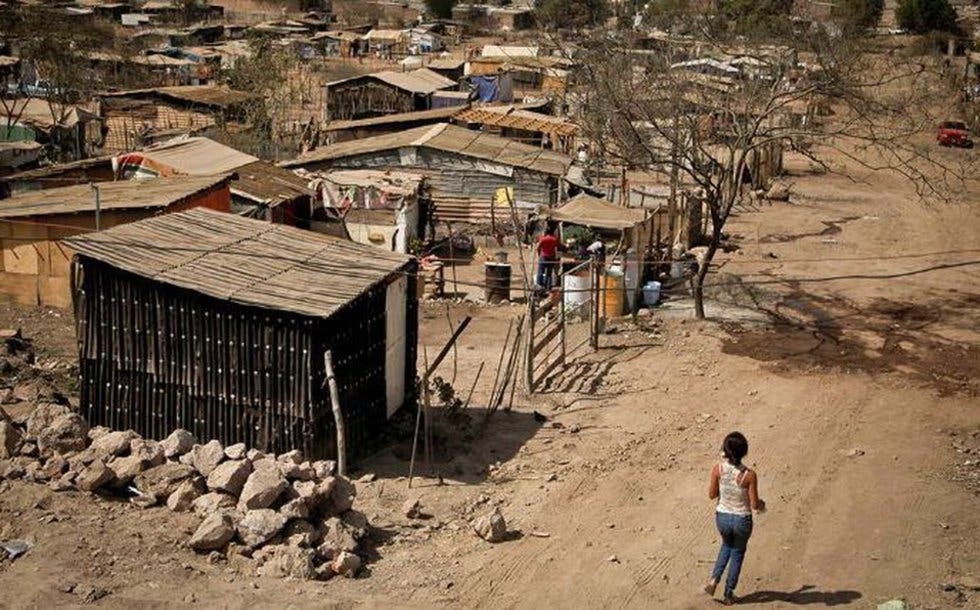 COVID-19 podría llevar a 49 millones a la pobreza extrema en África