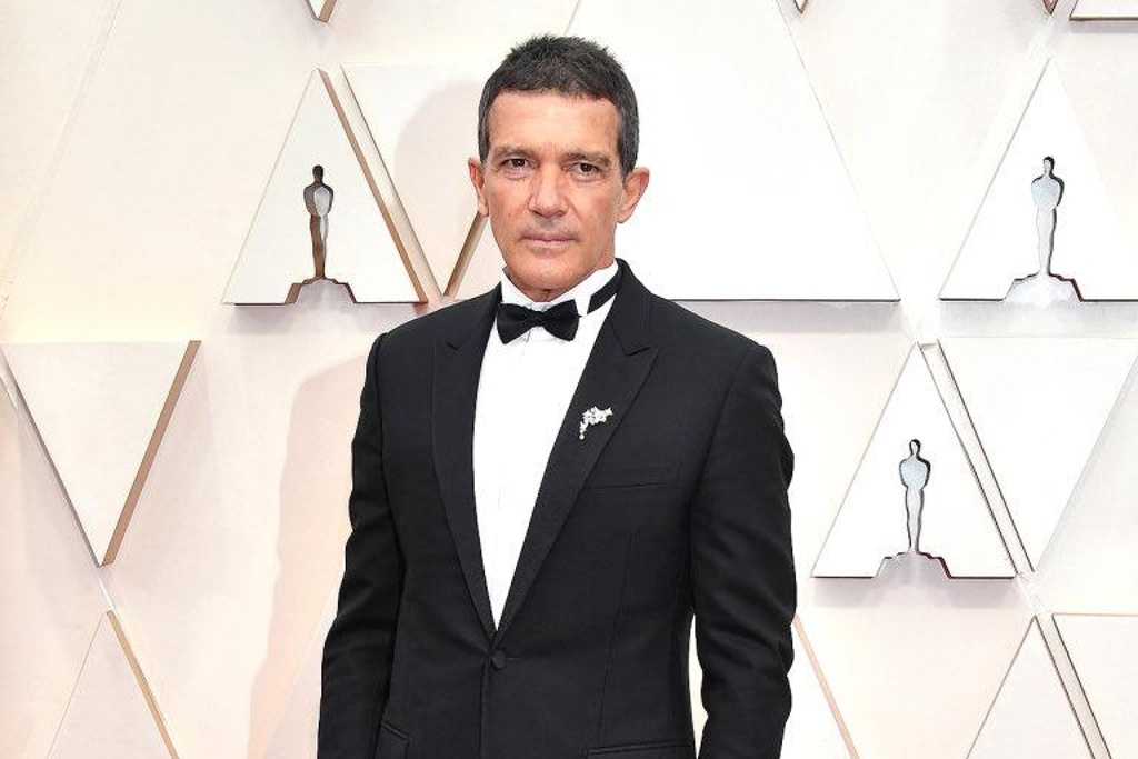 En el día de su cumpleaños, Antonio Banderas anuncia que tiene COVID