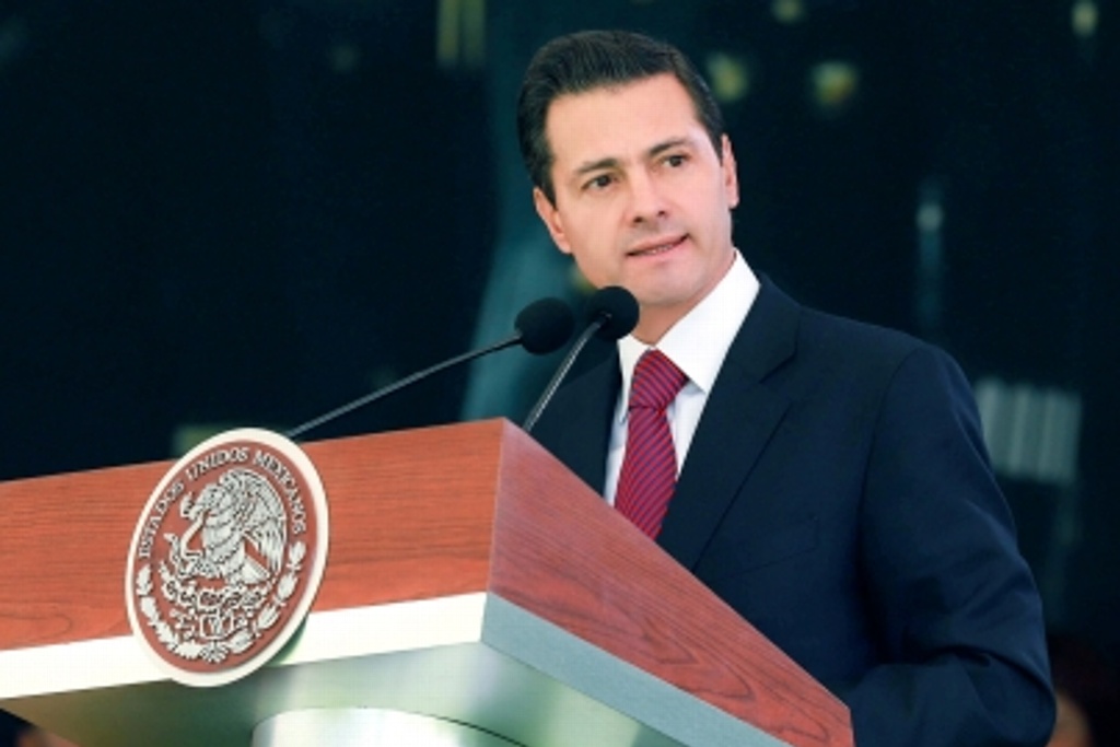 Peña Nieto en España; entre acusaciones, el amor y su libro