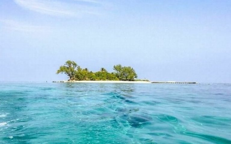 Destacan a Isla de Enmedio, en Veracruz, como "paraíso de aguas"