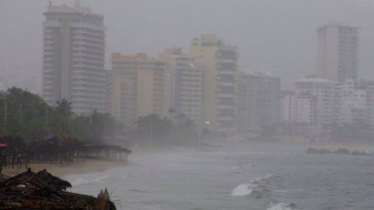 Genevive se convertirá en huracán categoría1 en las próximas horas