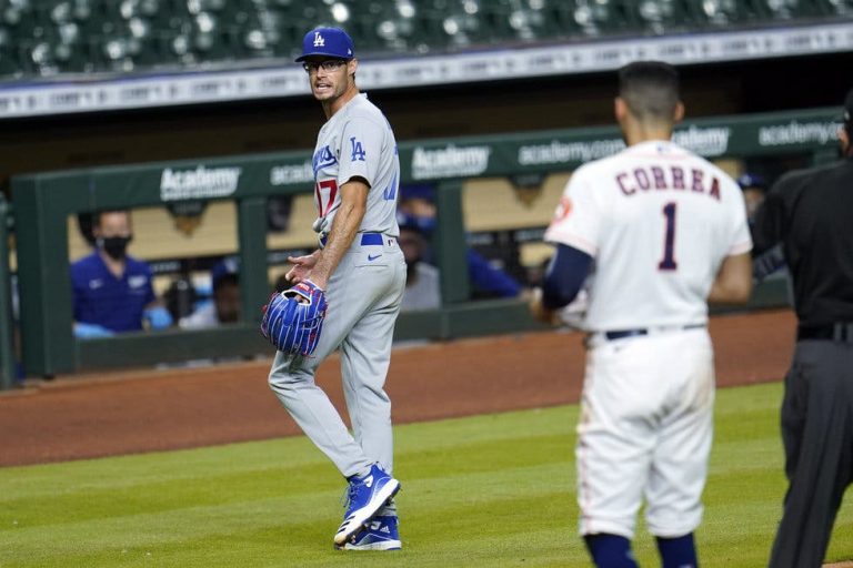 Joe Kelly llama tramposos y soplones a los jugadores de Astros