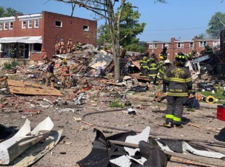 Explosión en Baltimore destruye tres casas; reportan personas atrapadas