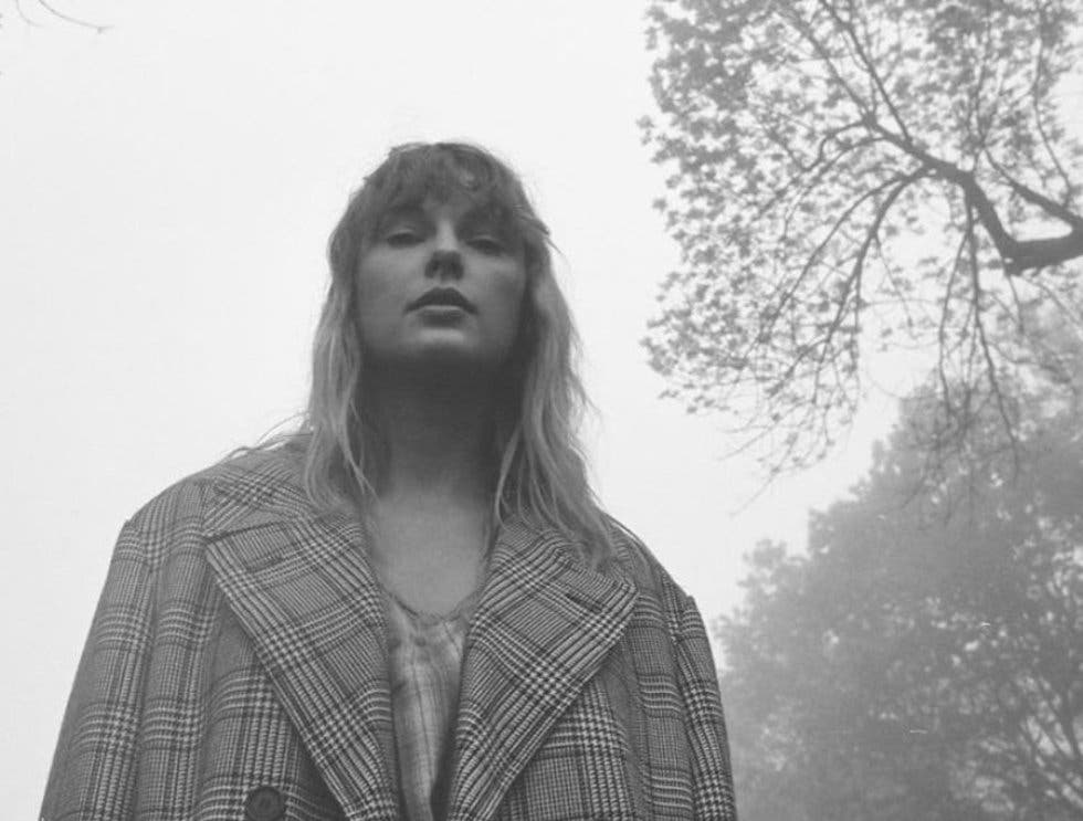 Taylor Swift lo hace de nuevo y rompe récords con 'Folklore'