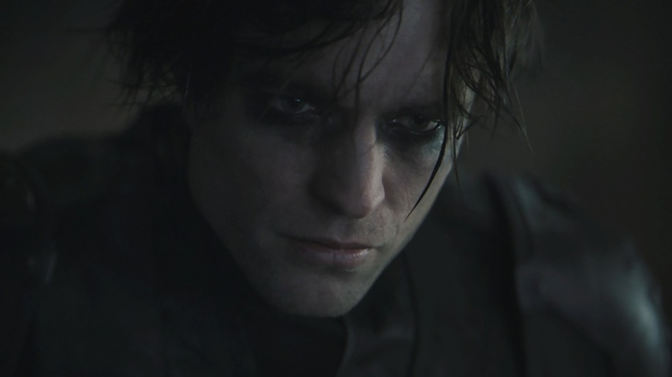 Sorprende Robert Pattinson en primer adelanto de ‘The Batman’