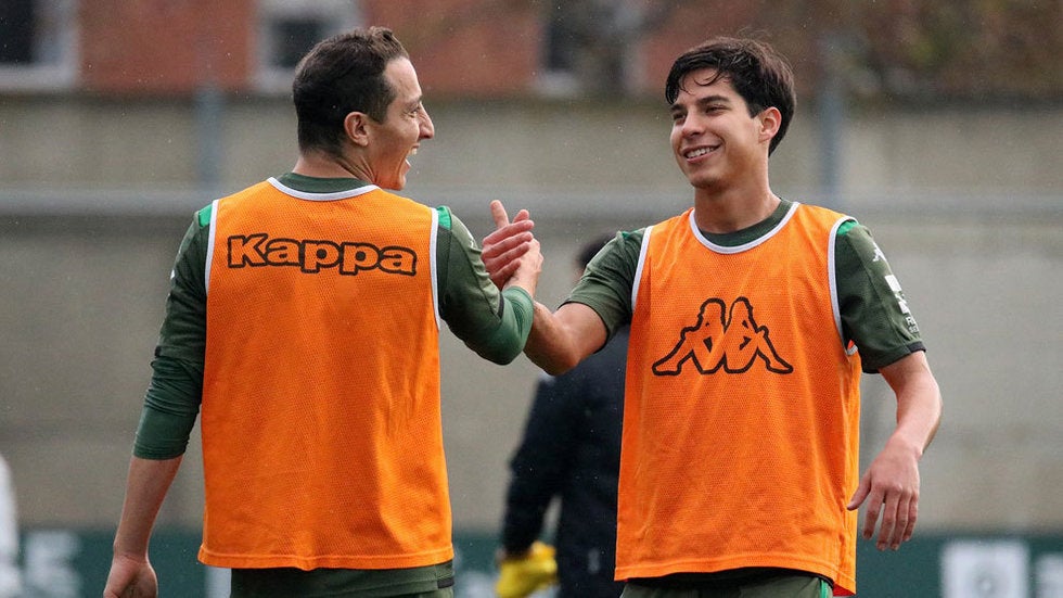 Guardado y Lainez descartados del Betis