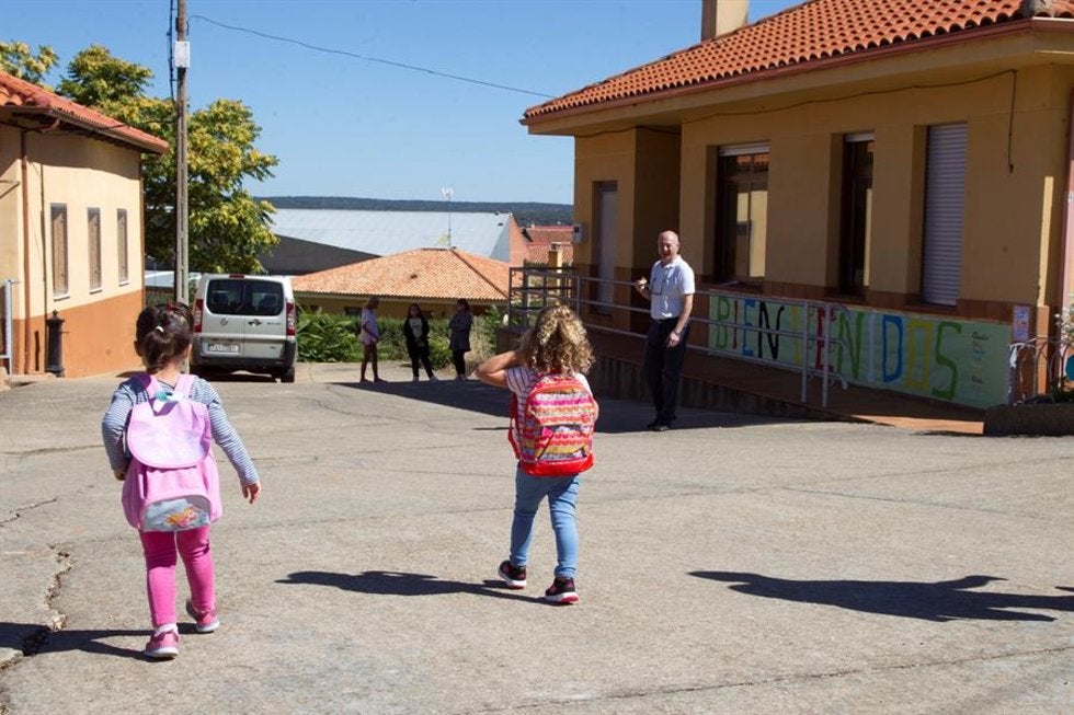 Mortalidad infantil está en su mínimo histórico, Unicef teme un repunte