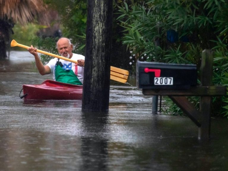 Tormenta Beta ahoga las calles de Houston y Galveston después de tocar tierra