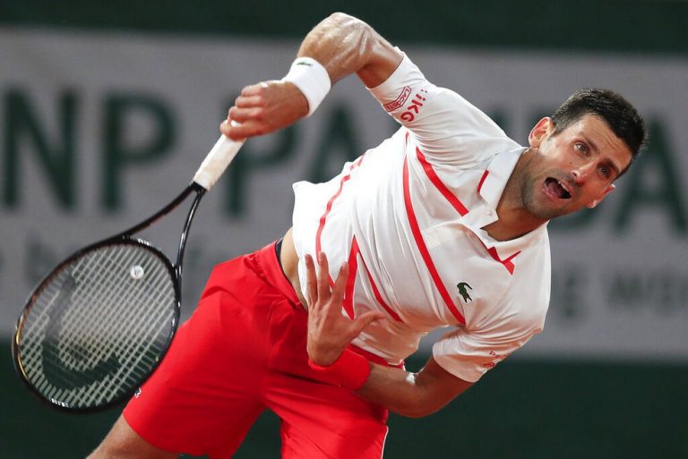 Novak Djokovic no batalló en su primer duelo de Ronald Garros