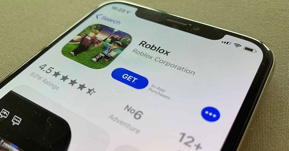 Pedófilos intentan contactar a niños a través de videojuegos como Roblox