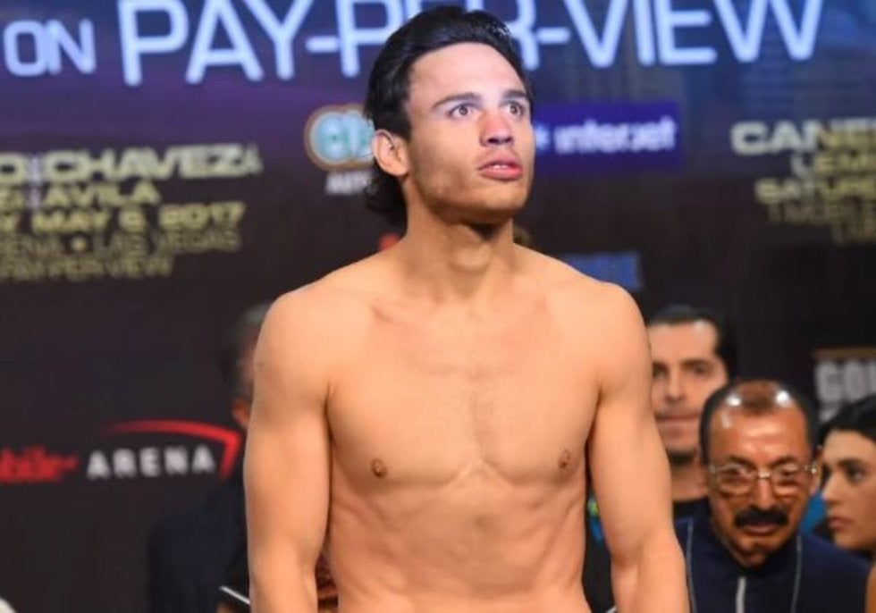 Chávez Jr vuelve a criticar al 'Canelo; 'es falso y sobrevalorado'