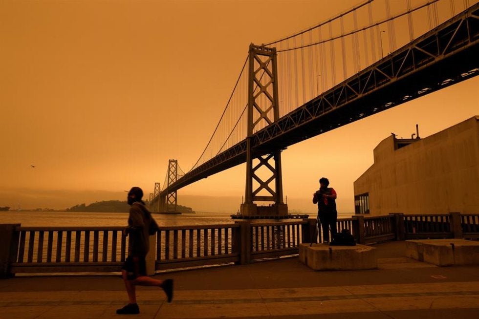 Incendios forestales pintan de un color naranja apocalíptico el cielo de San Francisco