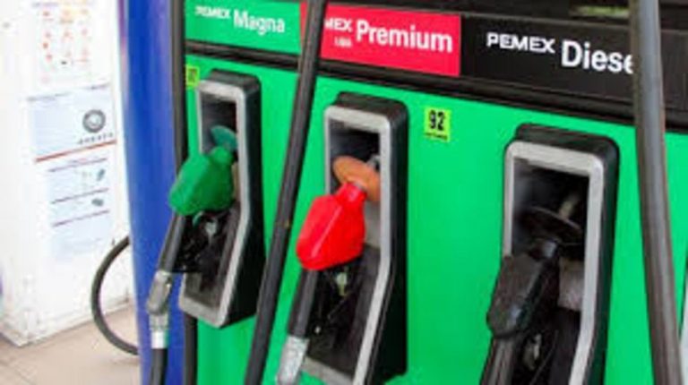 Gobierno plantea cuota adicional al IEPS de gasolina