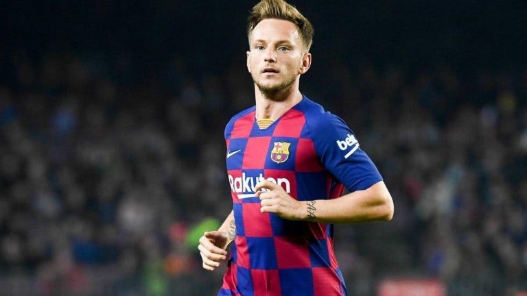 Iván Rakitic hace oficial su regreso al Sevilla